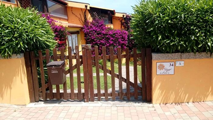 Appartamento bilocale in vendita in Via I Mirti, Golfo Aranci