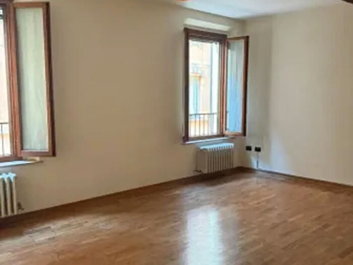 Appartamento trilocale in vendita in Reggio Emilia