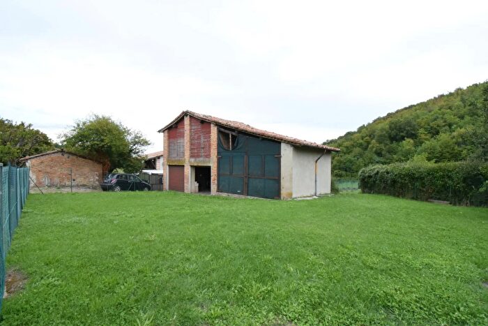 Casa quadrilocale in vendita in Località Sivizzano, Salsomaggiore Terme