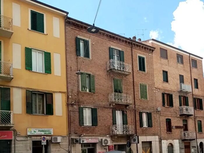 Appartamento quadrilocale in vendita in Via Mazzini, Campobasso