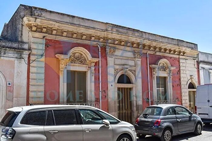 Casa in vendita in Canicattini B, Piazza Armerina