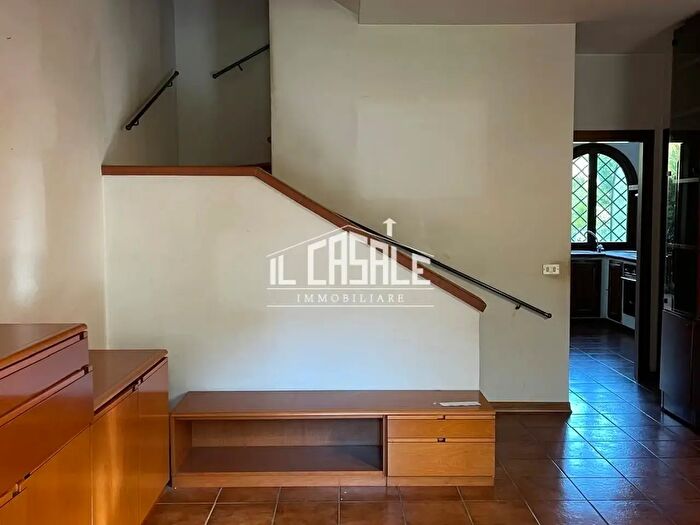 Casa con 5 locali in vendita in Dicomano