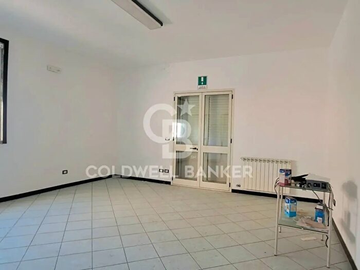 Appartamento quadrilocale in vendita in Via Gianforma Margione, Modica