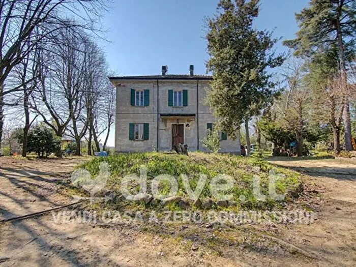 Casa con 6 locali in vendita in Strada Comunale Paderno, Cesena