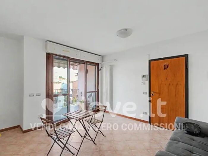 Appartamento bilocale in vendita in Stradello Ernani, Parma