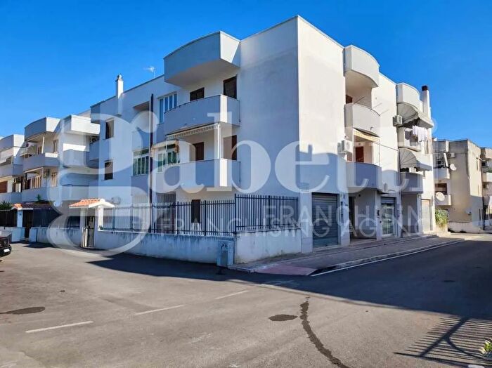 Appartamento quadrilocale in vendita in Via Salvemini, Vieste