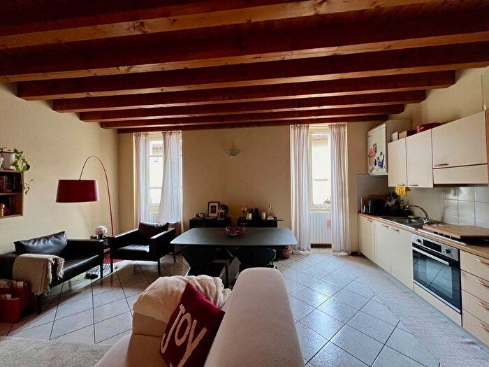 Appartamento bilocale in affitto in Via San Faustino, Carmine, Brescia