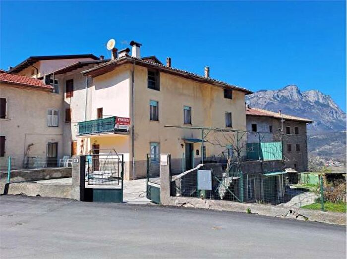 Appartamento con 6 locali in vendita in Via Casai, Trento