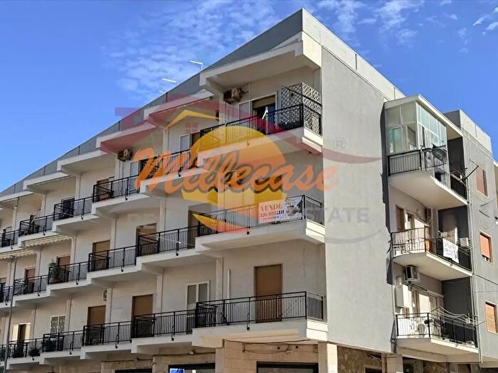 Appartamento con 5 locali in vendita in Viale Tunisi, Siracusa