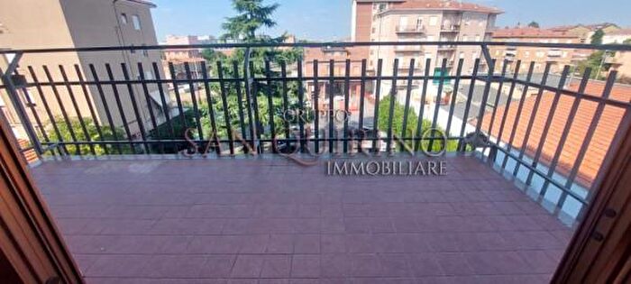 Appartamento trilocale in vendita in Piazza Martiri Partigiani, Sassuolo