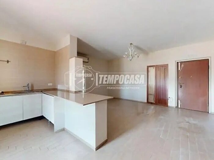 Appartamento trilocale in vendita in Via Atellana, Aversa