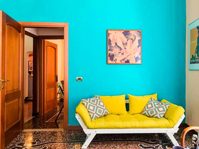 Appartamento quadrilocale in affitto in Vico Malatti, Molo, Genova