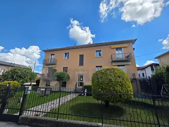 Appartamento trilocale in vendita in Via Dante Alighieri, Fagnano Olona
