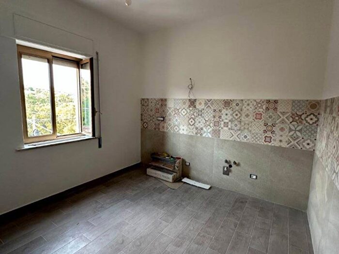 Appartamento trilocale in affitto in Via Petricciolo Alli, Siano Cava, Catanzaro