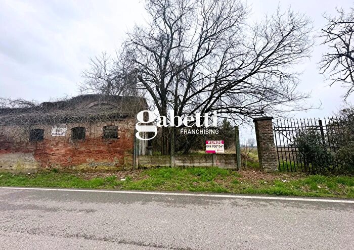 Casa con 10 locali in vendita in Via Sorgaglia, Arre