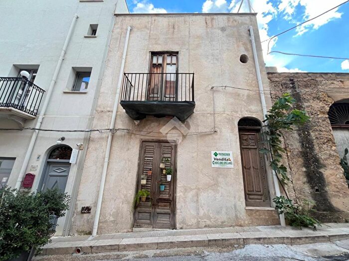 Casa con 5 locali in vendita in Via Giuseppe Verdi, Castellammare Del Golfo