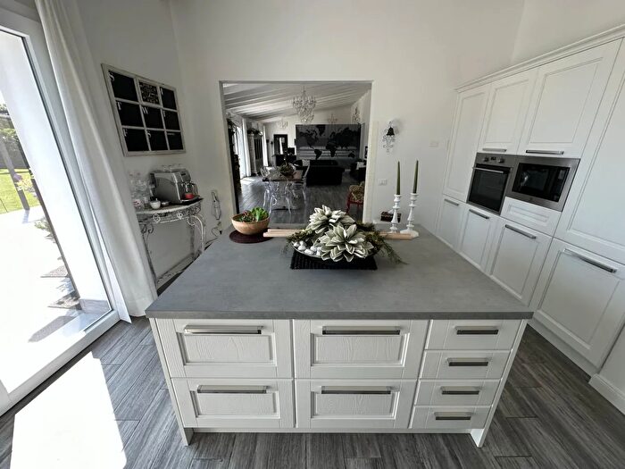 Casa con 5 locali in vendita in Via Giovanni Battista Cromer, Agna