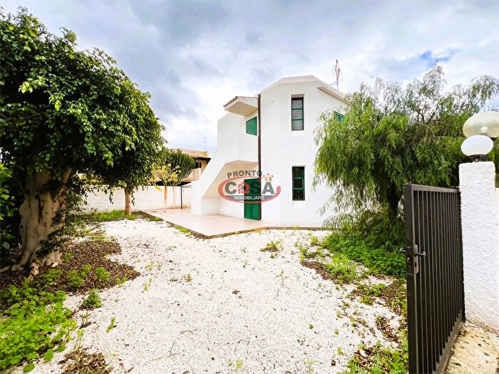 Casa con 5 locali in vendita in Marsala