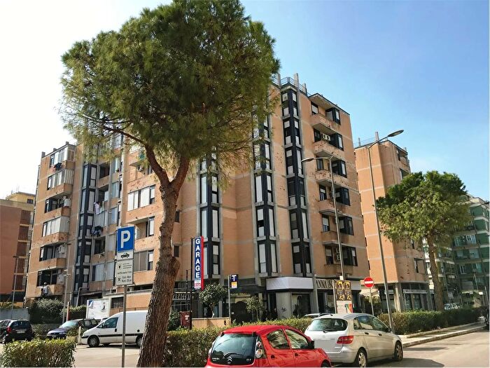 Appartamento quadrilocale in vendita in Viale Aldo Moro Brindisi, Brindisi
