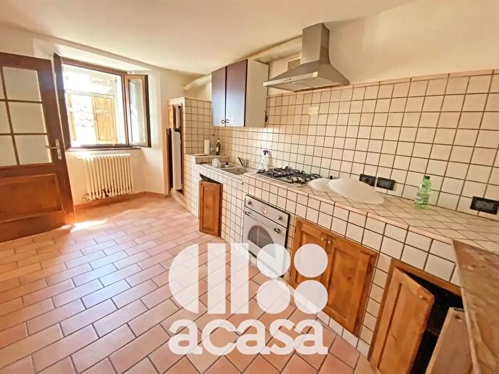Casa quadrilocale in vendita in Mercato Saraceno