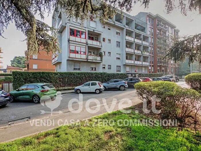 Appartamento trilocale in vendita in Via Giuseppe Mazzini, Legnano