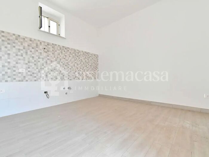 Appartamento monolocale in affitto in Brusciano
