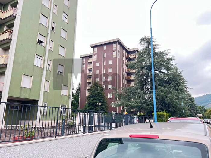 Appartamento trilocale in affitto in Via Gaetano Salvemini, Brescia