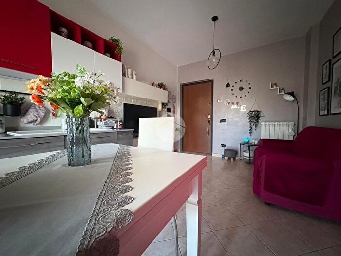 Appartamento trilocale in vendita in Via Sant Antonello, Montalto Uffugo