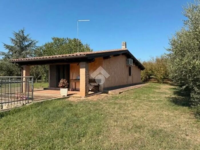 Casa bilocale in vendita in Contrada San Pietro, Soriano Nel Cimino