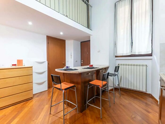 Appartamento monolocale in affitto in Via Padova, Milano