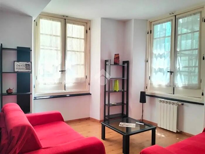 Appartamento trilocale in affitto in Via di S Bernardo, Genova