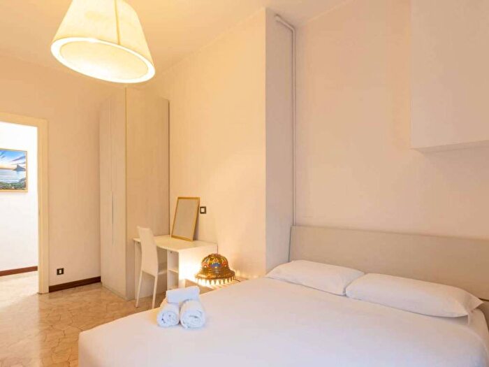 Appartamento trilocale in affitto in Via Enrico Nöe, Città Studi, Milano