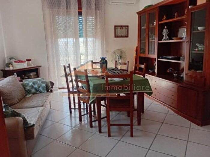 Appartamento trilocale in vendita in Via MugnanoGiugliano, Villaricca