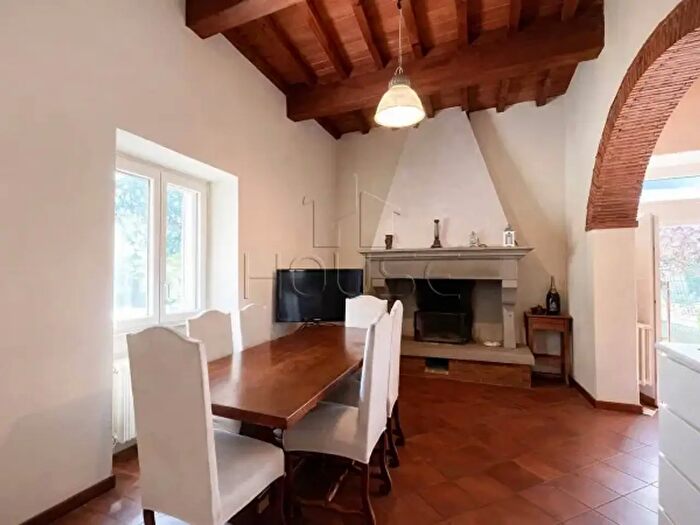 Casa con 6 locali in vendita in Loc Quarata, Arezzo