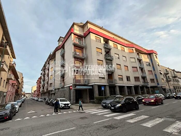Appartamento quadrilocale in vendita in Via Alessandro Oddone, Casale Monferrato