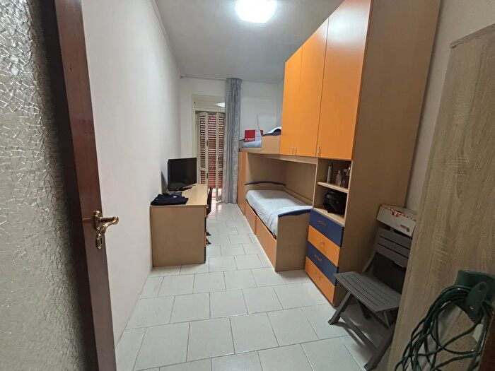Appartamento trilocale in vendita in Via Abruzzo, Torre Del Greco