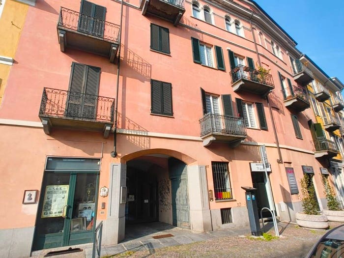 Appartamento trilocale in affitto in Via Palazzo di Giustizia, Centro Storico, Biella