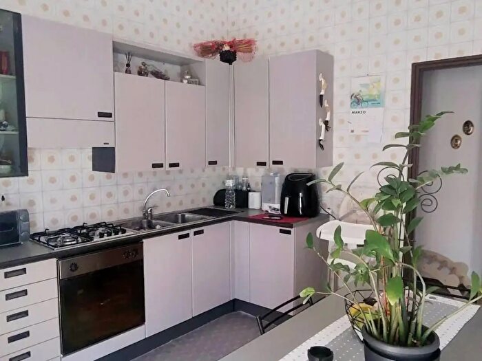 Appartamento con 5 locali in vendita in Via Quintino Sella, Castelvetrano