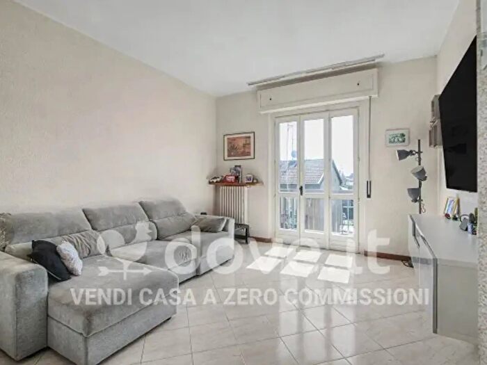 Appartamento trilocale in vendita in Via Gino Marini, Lodi
