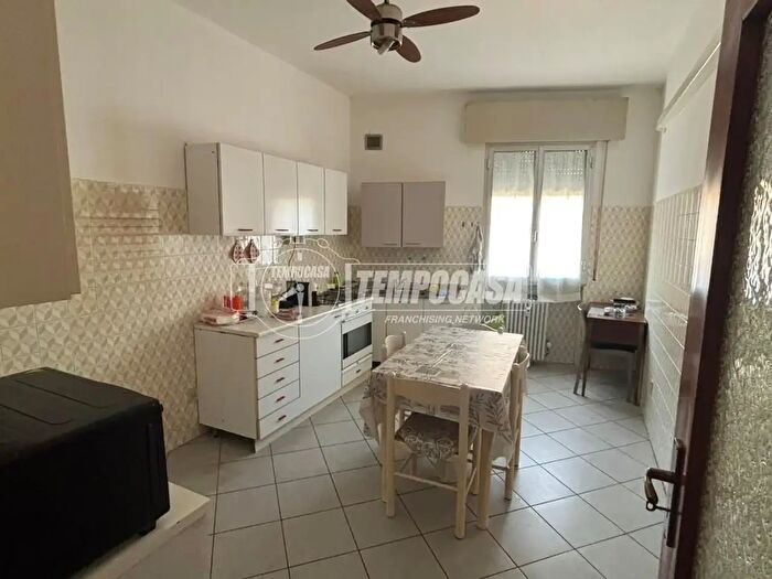 Appartamento trilocale in vendita in Forli'