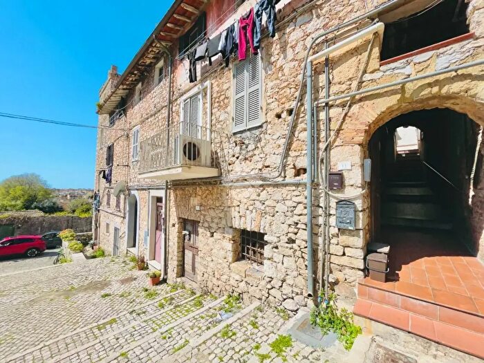 Appartamento bilocale in vendita in Via Vitelli, Terracina