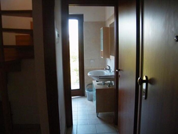 Appartamento bilocale in vendita in Via Clementina, Maiolati Spontini