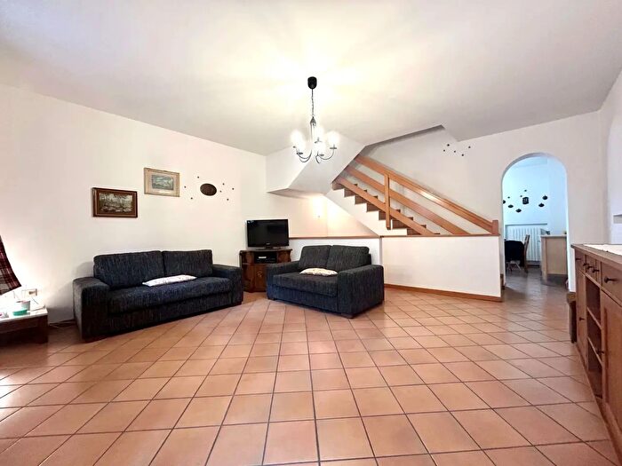 Casa con 5 locali in vendita in Via Luna, Monterenzio