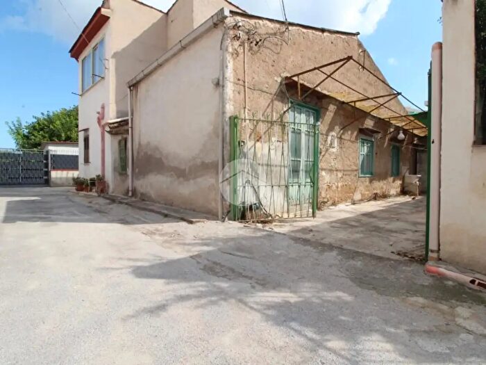 Appartamento bilocale in vendita in Via Mammana, Palermo