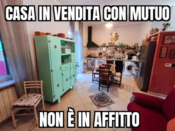 Appartamento quadrilocale in affitto in Via Mario Bercilli, Genova