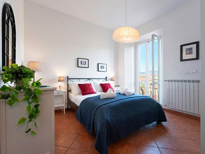 Appartamento trilocale in affitto in Via Francesco Datini, Gavinana, Firenze