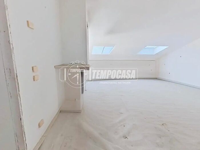 Appartamento trilocale in vendita in Via delle Torri, Ascoli Piceno