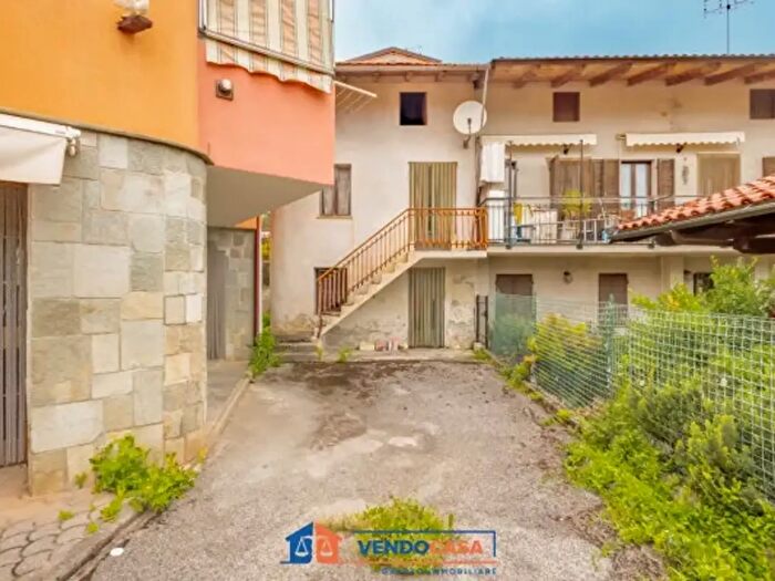 Casa bilocale in vendita in Via Nittardi, Vignolo