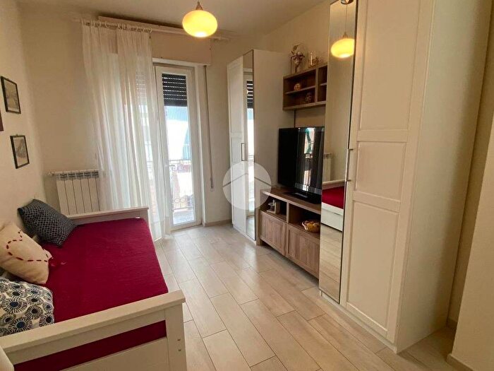 Appartamento trilocale in affitto in Terratetto Via Vittorio veneto, Centro, Viareggio