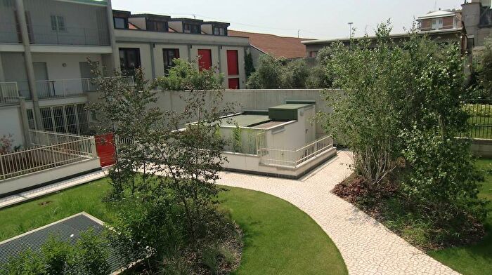 Appartamento trilocale in affitto in Via Raffaele Parravicini, Cascina dei Pomi, Milano